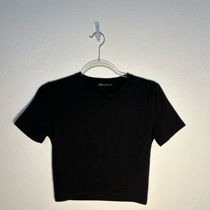 Zara Black Cropped T-shirt